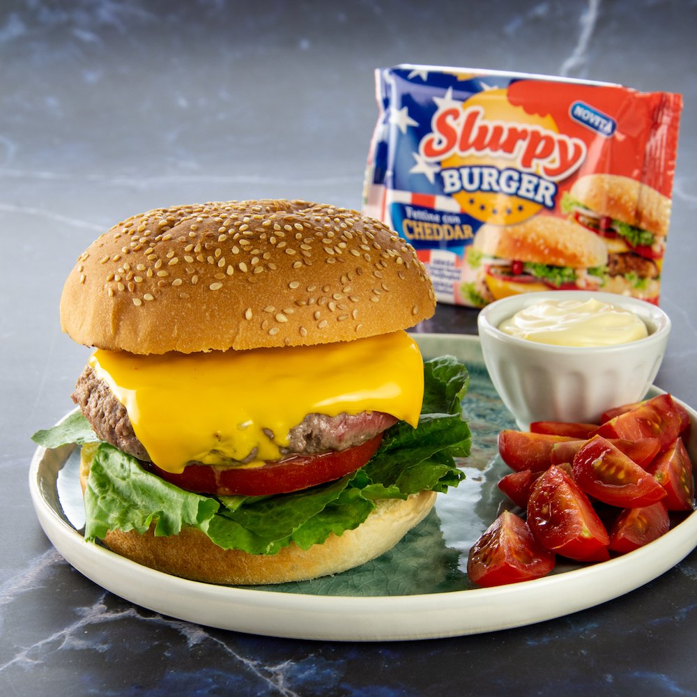 inalpi-slurpy-burger-al-cheddar-175g-fettine-di-formaggio-fuso image 2