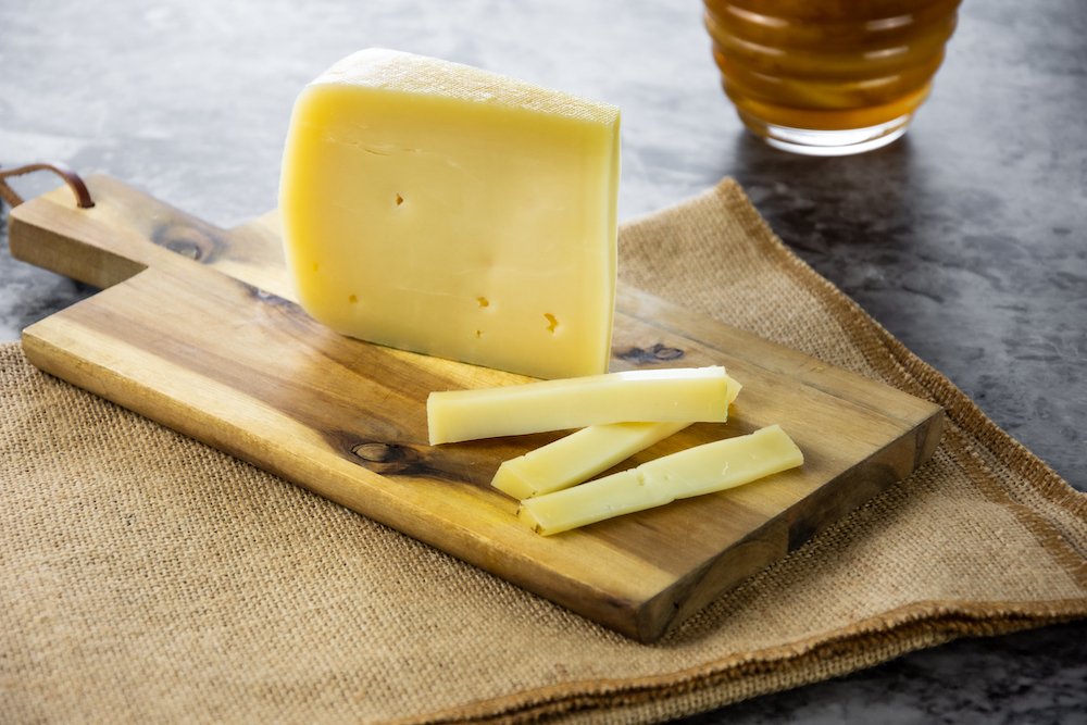 inalpi-raschera-dop-200g-formaggio-semiduro-piemontese image 2